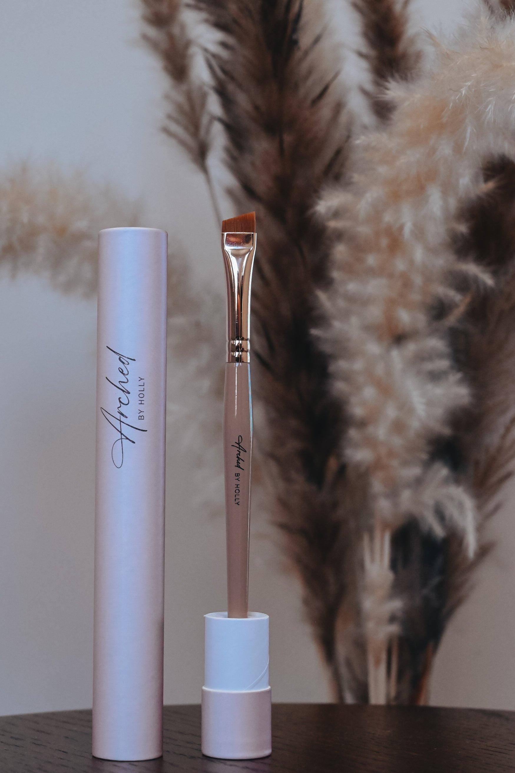 Brow sculpting brush